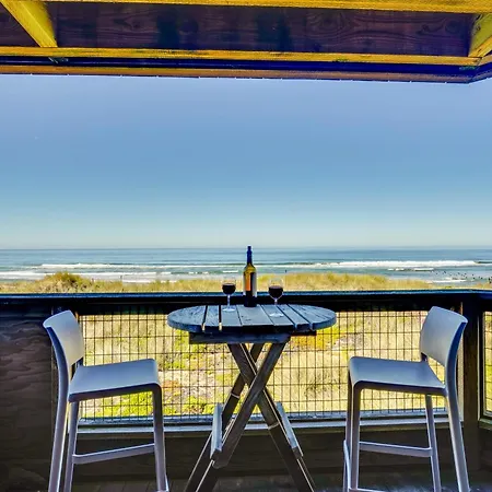 Watsonville Condo With Ocean Views And Beach Access